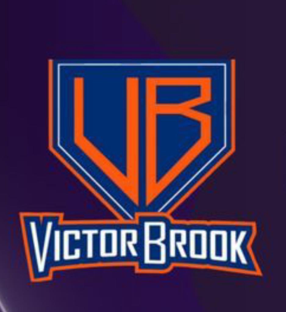 Academia Victor Brook